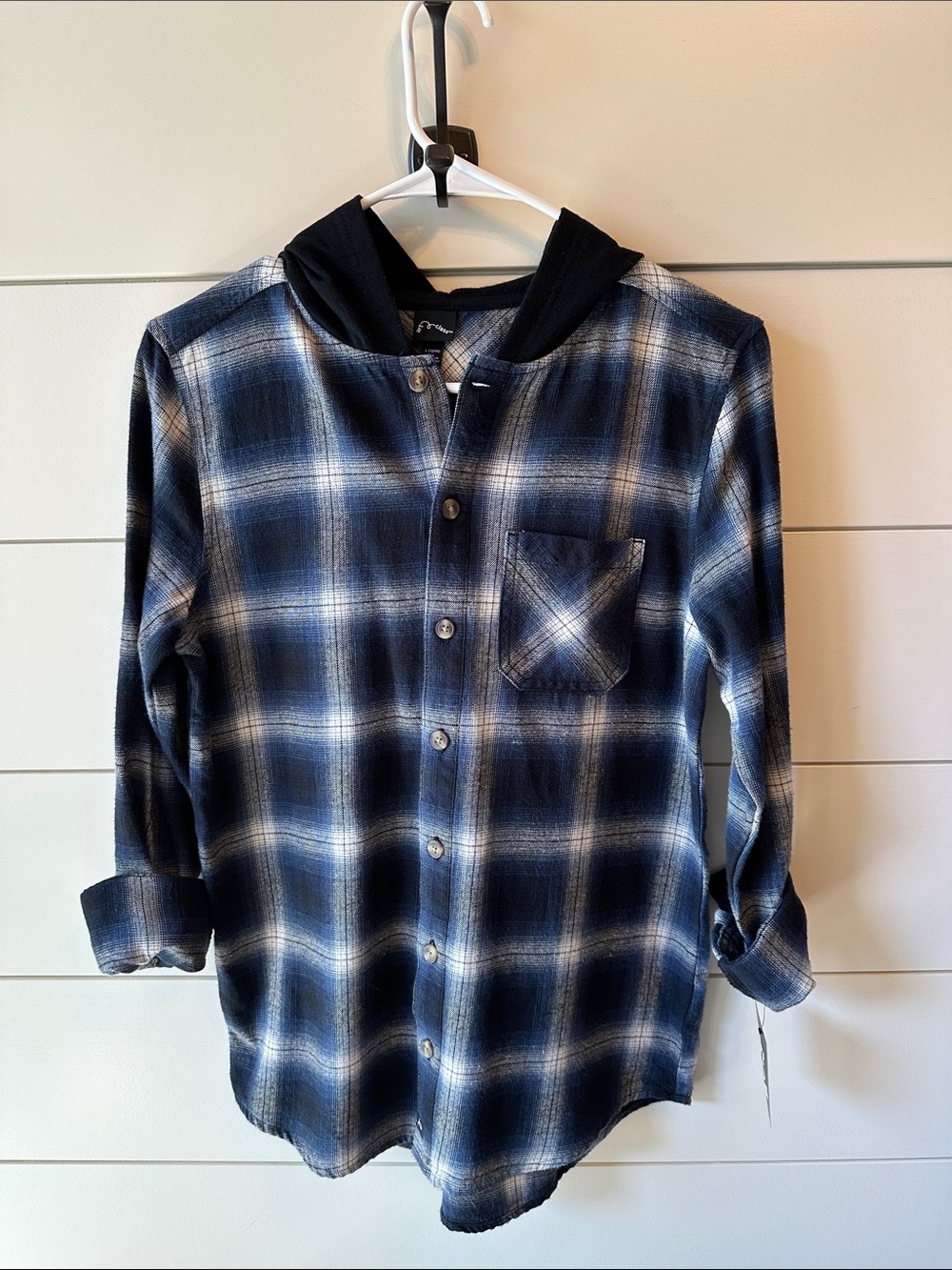 art class NWT Navy and White Plaid Hooded Button-Down Flannel